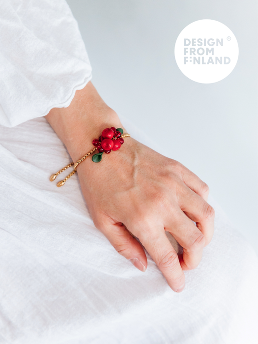 Lingonberry bracelet