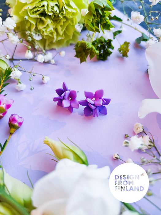 Lilac stud earrings
