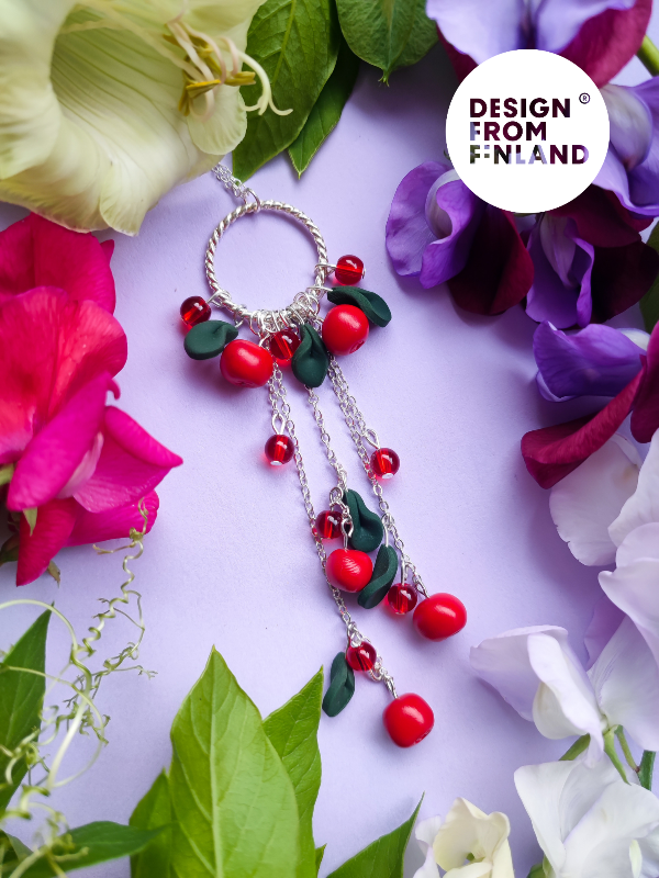 Lingonberry necklace-big