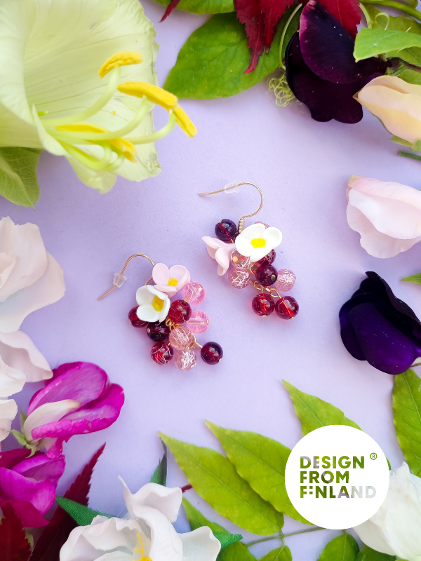 Oakleaf hydrangea earrings-small