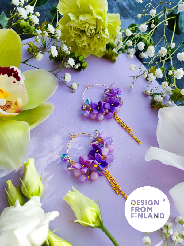 Lilac hoop earrings